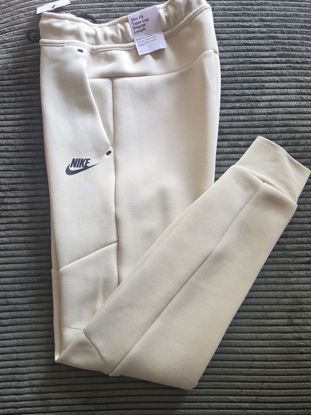 Nike Mens Tech Fleece Joggers - Picture 2 of 10